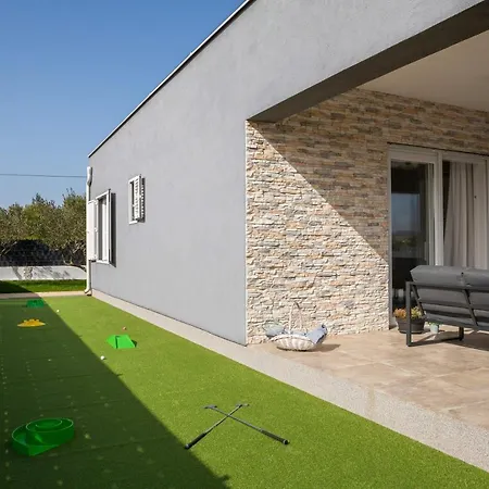 Villa Millennium *