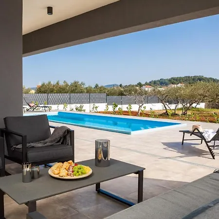 Millennium Villa *