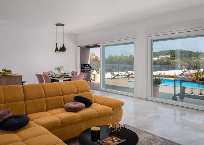 Millennium ヴィラ *